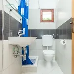 In Dvornica Mit Gepflegtem Garten By Interhome * Ražanj