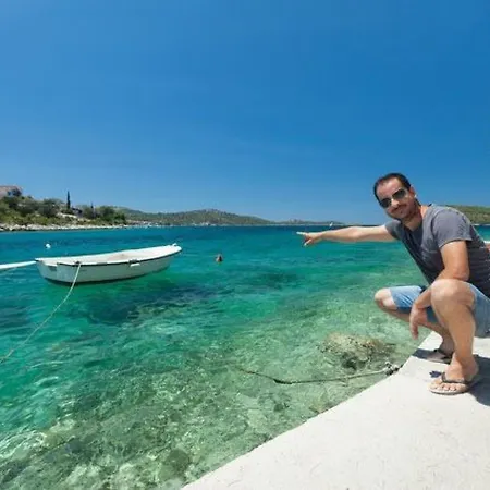 Apartment In Dvornica Mit Gepflegtem Garten By Interhome Ražanj